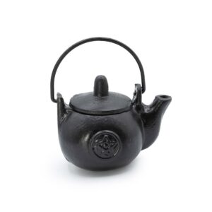 Small Cast Iron Ritual Pot with Pentagon 8x8x10cm