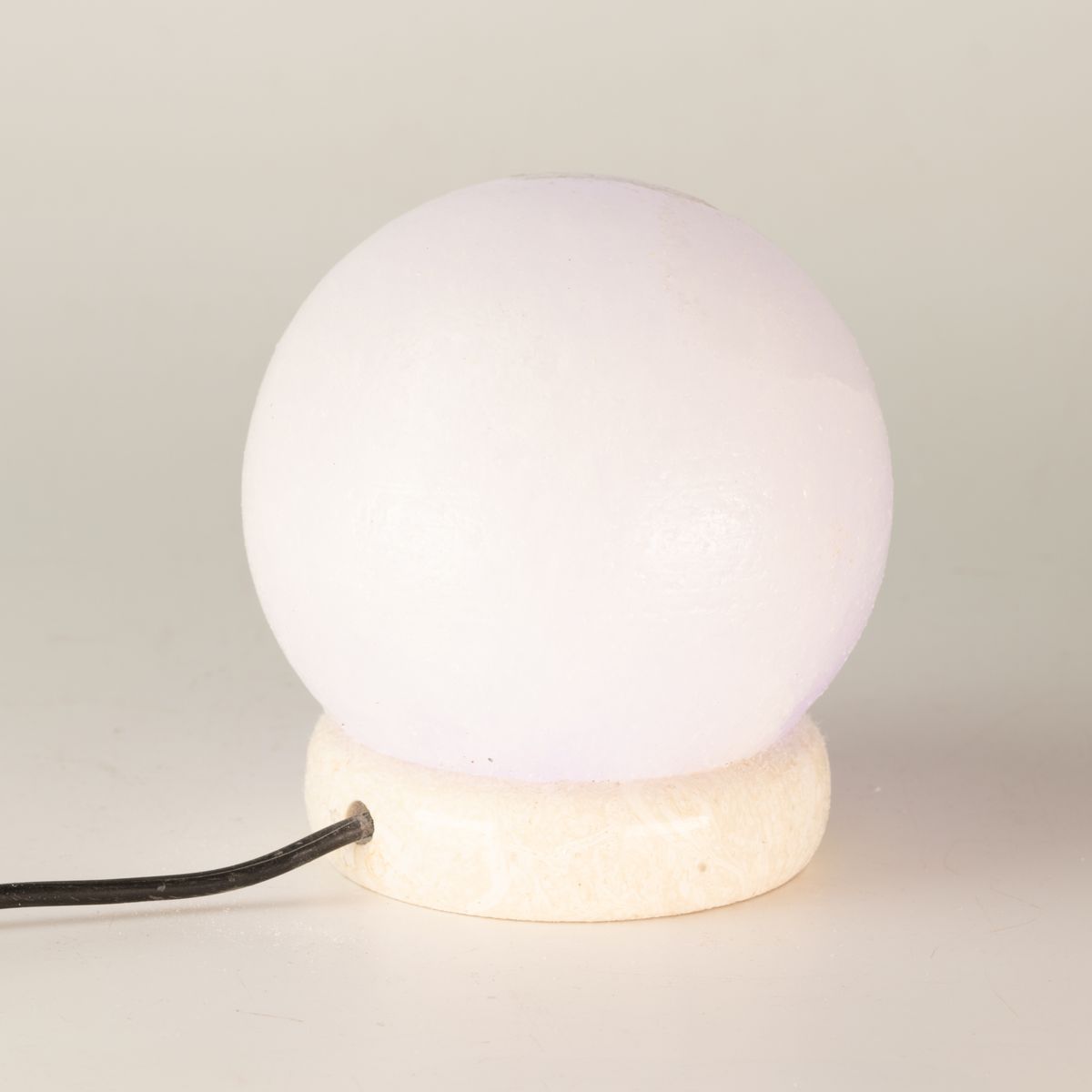 Quality USB Ball WHITE Salt Lamp - 9 cm (multi)