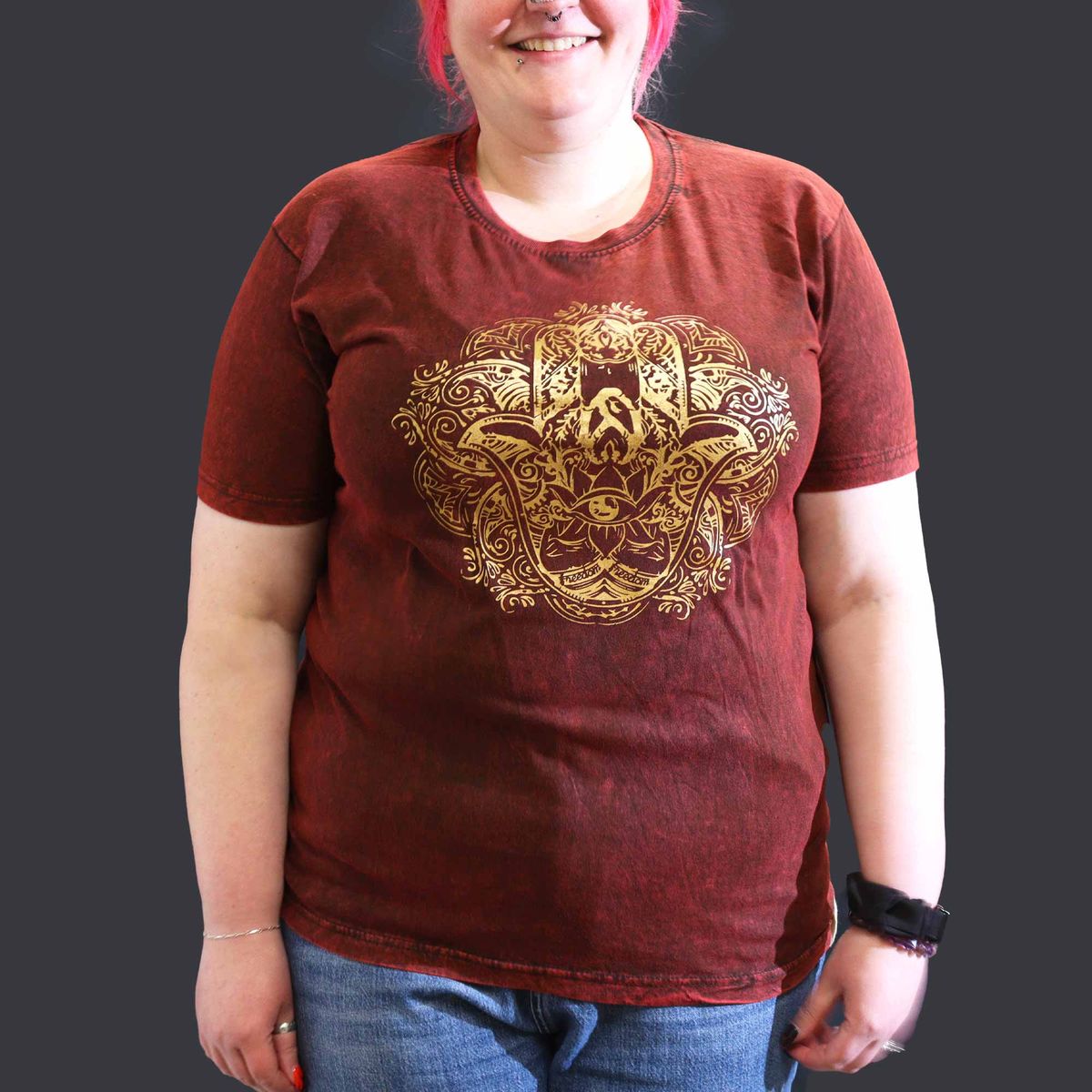 Nomad Sari Stonewashed Cotton T-Shirt – Hamsa – Maroon – XL